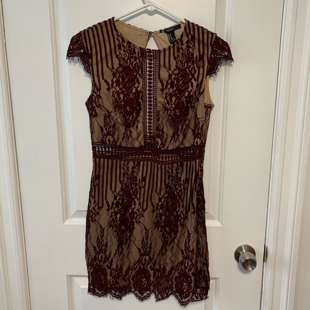 Maroon Lace Dress✨